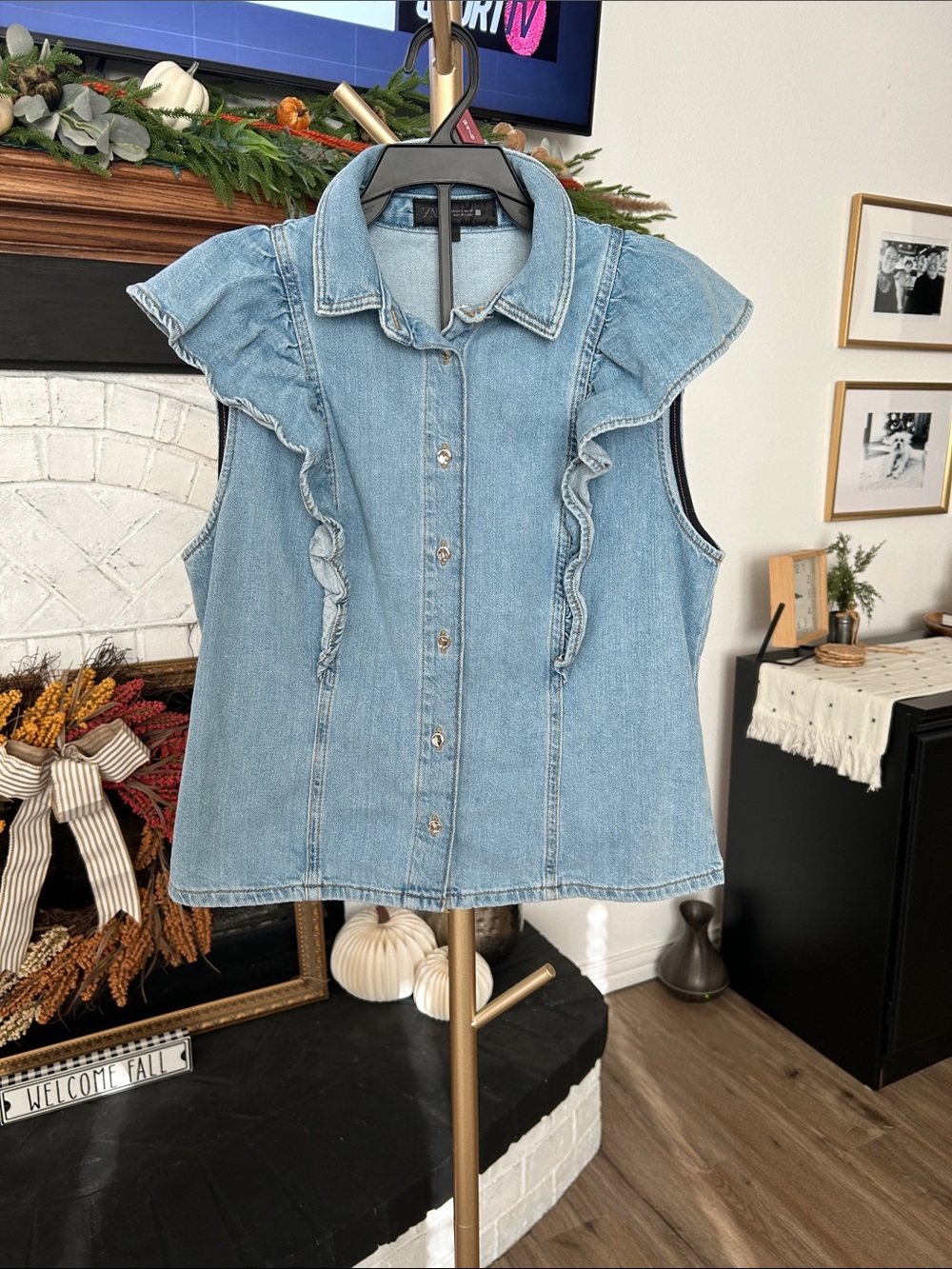 Zara Sleeveless Ruffle Denim Button-Up Top - Light Blue
